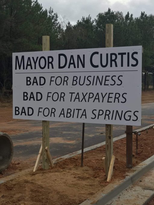 Mayor Dan Curtis Sign